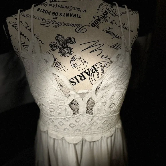 ZENANA: White Flowy Tank Top • Size: 2X • New without Tags - Picture 5 of 6